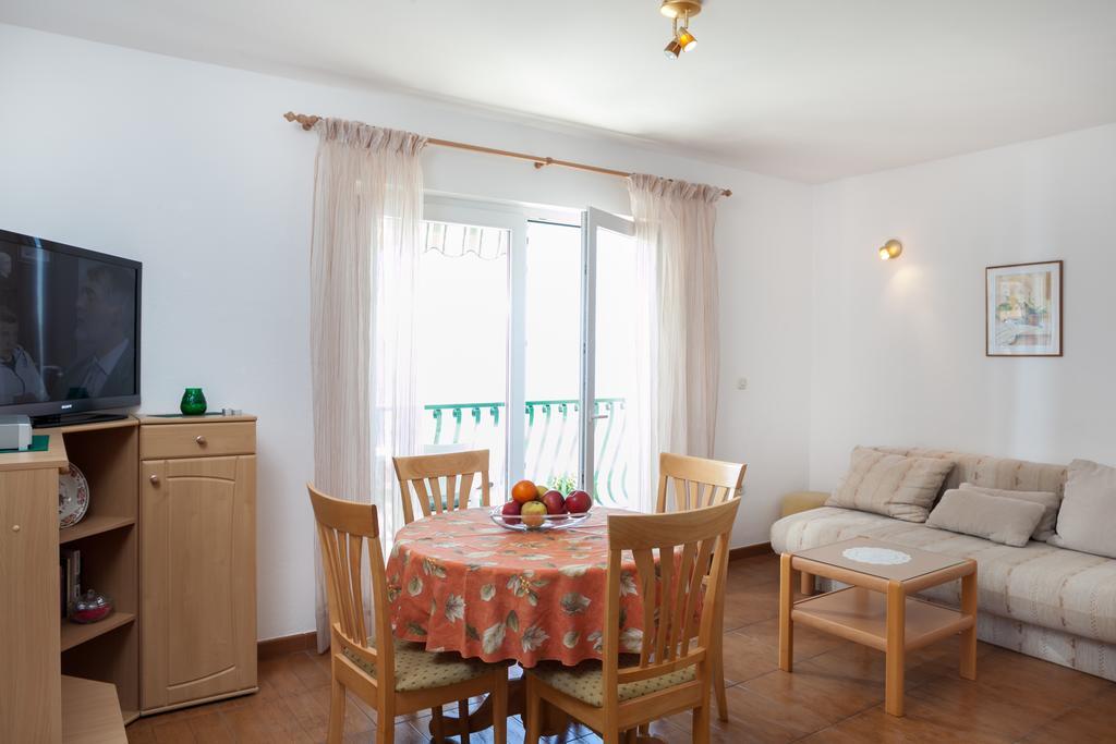 Apartments Waterfront Ivan ポドゥゴラ エクステリア 写真