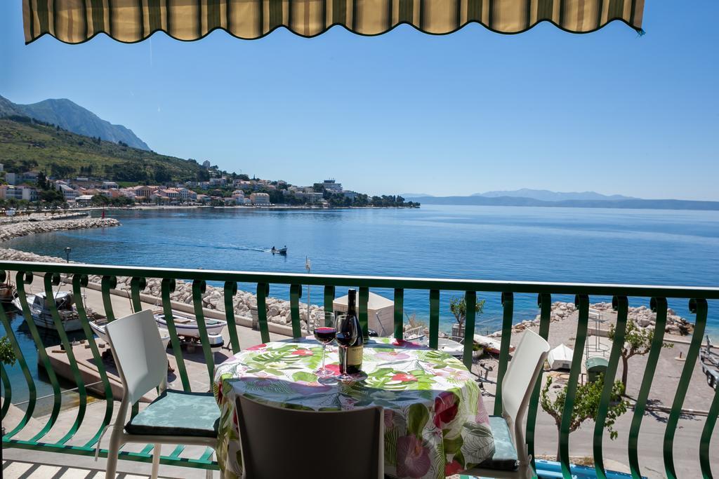 Apartments Waterfront Ivan ポドゥゴラ 部屋 写真
