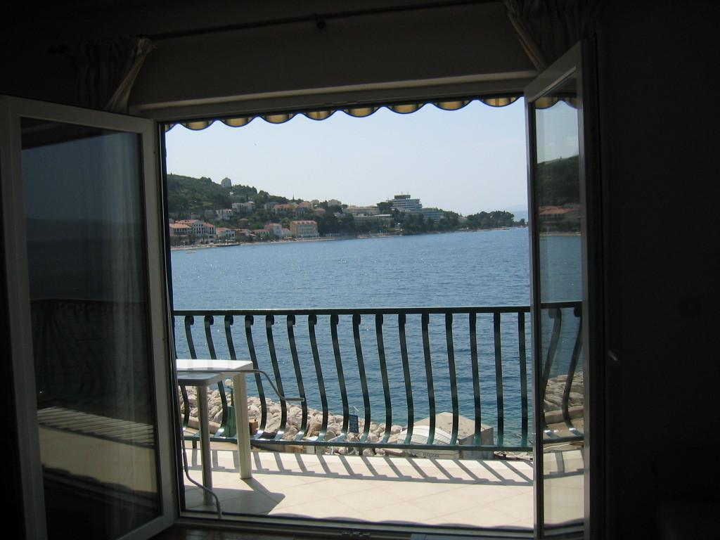 Apartments Waterfront Ivan ポドゥゴラ 部屋 写真